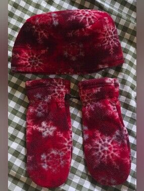 L.L. Bean Red Fleece Snowflake Hat with Matching Mittens